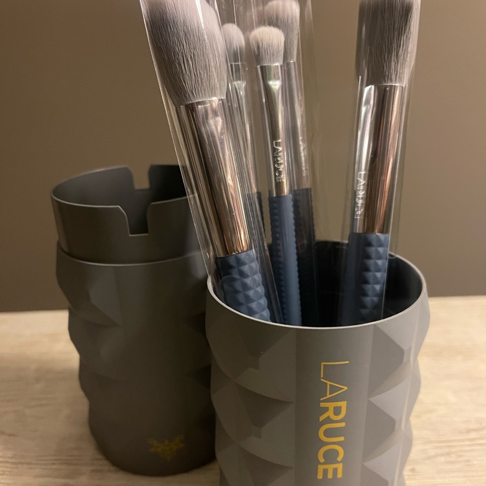 Laruce Christine Brush Set